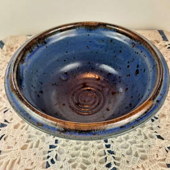 Signed Studio Stoneware Pottery Bowl - Picture 5 of 9